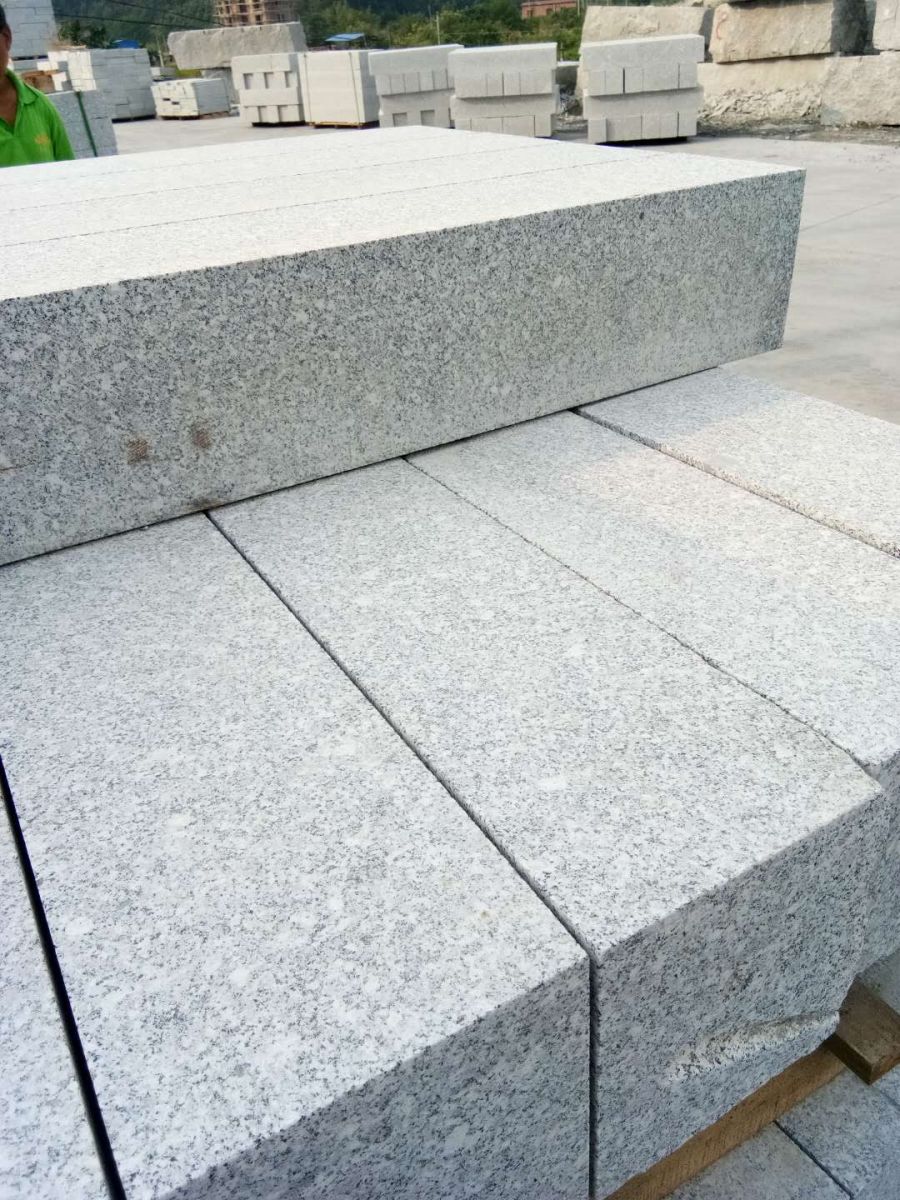 衡陽花崗巖天然芝麻灰 庭院戶外地鋪的理想之選與廠家產品解讀